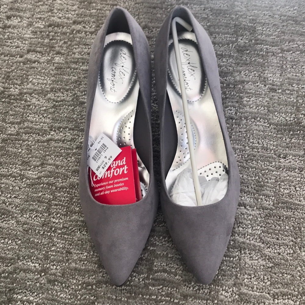Deluxe Comfort Kitten Heels